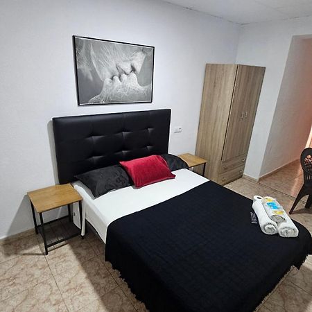 Hostal Sol Celeste Lloret de Mar Ngoại thất bức ảnh