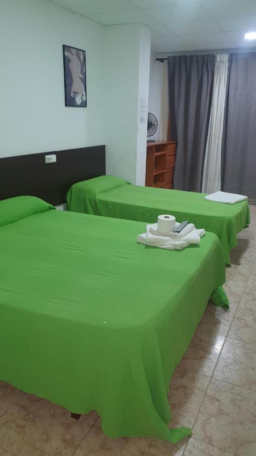 Hostal Sol Celeste Lloret de Mar Ngoại thất bức ảnh