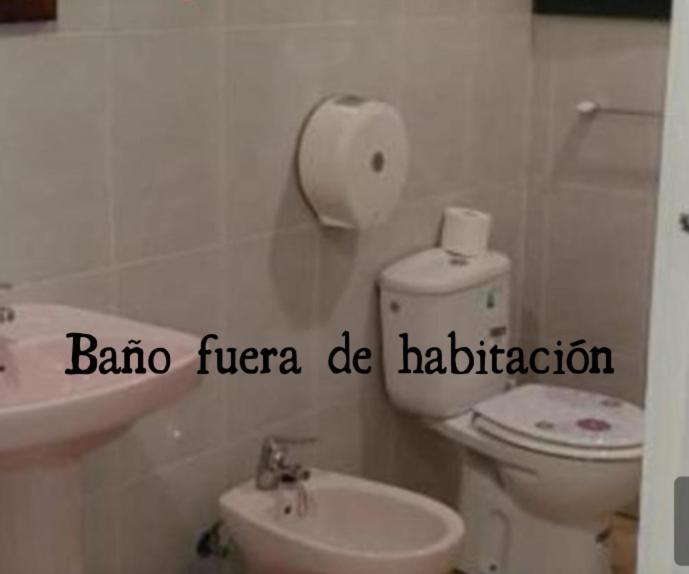Hostal Sol Celeste Lloret de Mar Ngoại thất bức ảnh