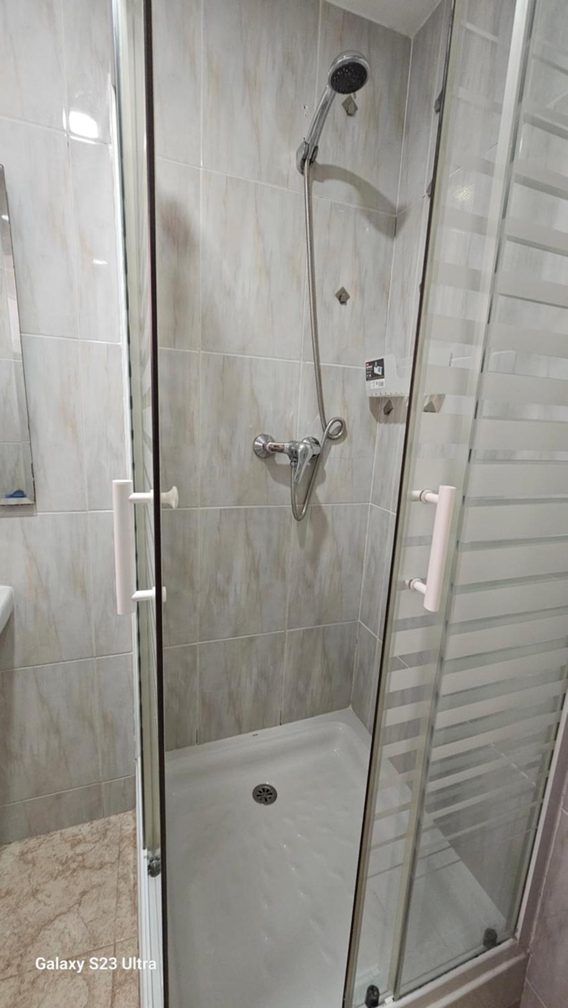 Hostal Sol Celeste Lloret de Mar Ngoại thất bức ảnh