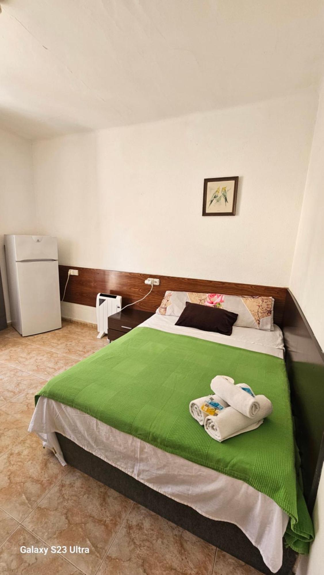 Hostal Sol Celeste Lloret de Mar Ngoại thất bức ảnh