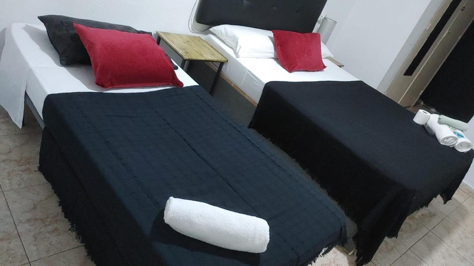 Hostal Sol Celeste Lloret de Mar Ngoại thất bức ảnh